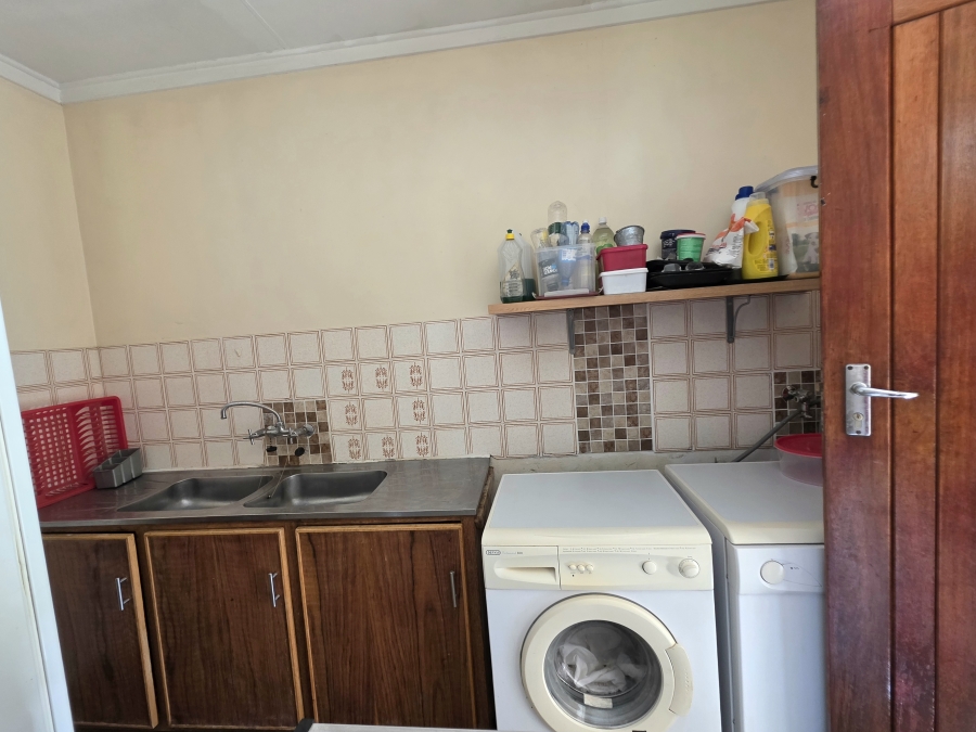 5 Bedroom Property for Sale in Riebeeckstad Free State